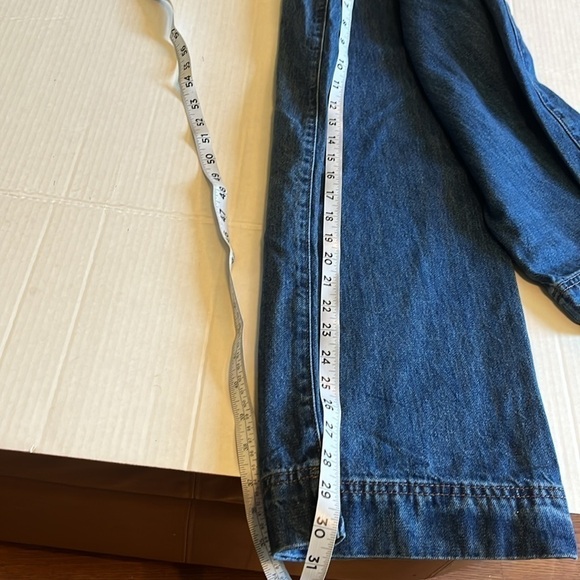 NWT-universal thread-10 short-medium denim-high-rise, wide leg jeans - Picture 14 of 14
